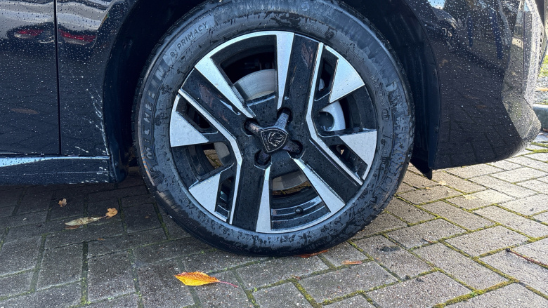 Peugeot 208 1.2 Hybrid 110 Allure 5dr e-DSC6 Petrol Hatchback